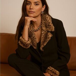 Laundry by Shelli Segal Black Blazer with geofry cat Fur